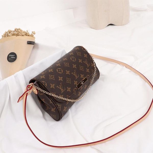 chain design style women 's bag fashion classic small flap luxury women shoulder bag new arrival messenger bag fast delive
chain design style women 's bag fashion classic small flap luxury women shoulder bag new arrival messenger bag fast delive