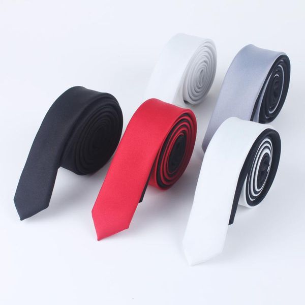 brand new fashion skinny tie for men 3.5cm business neck tie casual solid color neckties with gift box, Black;gray 
brand new fashion skinny tie for men 3.5cm business neck tie casual solid color neckties with gift box, Black;gray