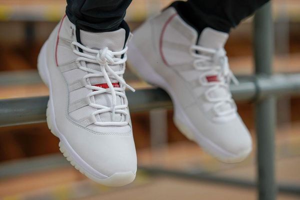 11 11s баскетбол обувь concord 45 платиновый оттенок шапочке и мантии mens женщин unc gym red gamma синий оливковый lux trainer спорт тапки
11 11s баскетбол обувь concord 45 платиновый оттенок шапочке и мантии mens женщин unc gym red gamma синий оливковый lux trainer спорт тапки