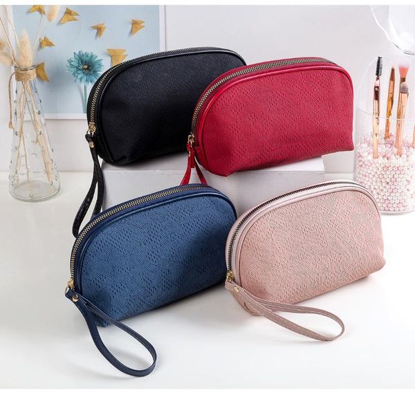 pu bag women cosmetic bag large capacity beauty cosmetic make up zipper makeup brushes girl lace 2020 new dropshipping
pu bag women cosmetic bag large capacity beauty cosmetic make up zipper makeup brushes girl lace 2020 new dropshipping