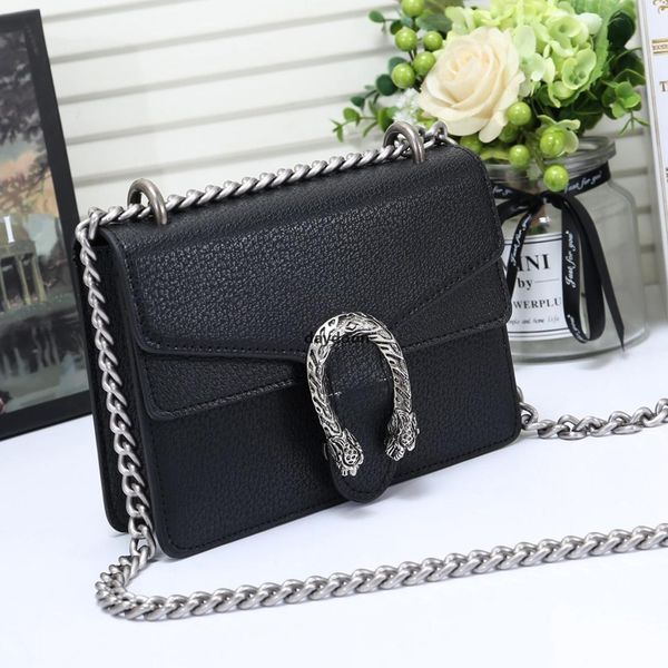 fast delivery womens crossbody bag vintage style leather designer luxury women shoulder bag chain messenger crossbody bag bolso bandolera 
fast delivery womens crossbody bag vintage style leather designer luxury women shoulder bag chain messenger crossbody bag bolso bandolera