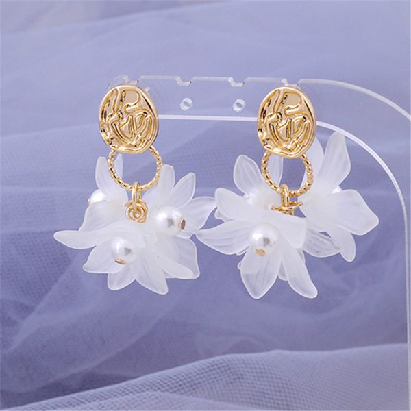 fashion orchids white earrings female pure flower shapes stud earrings 2020 elegant and delicate pearl tassel for women, Golden;silver
fashion orchids white earrings female pure flower shapes stud earrings 2020 elegant and delicate pearl tassel for women, Golden;silver