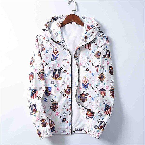 fashion brand men's jacket bermuda european hip-hop print long-sleeved jacket autumn and winter new fashion v-neck luxury men's cl, Red
fashion brand men's jacket bermuda european hip-hop print long-sleeved jacket autumn and winter new fashion v-neck luxury men's cl, Red
