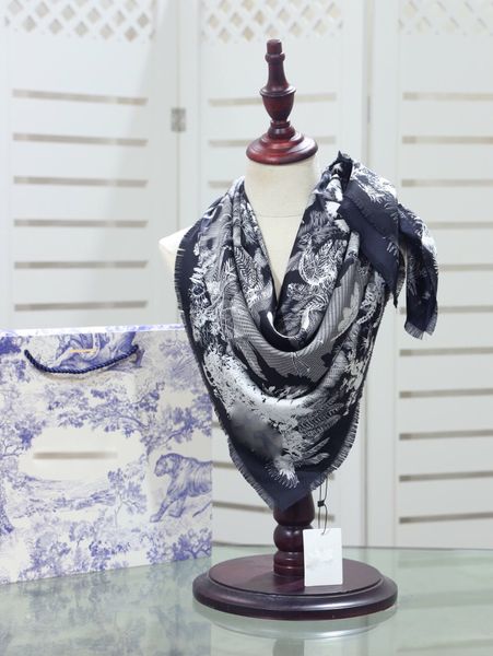 Black mulberry silk square scarf designer scarf bucket hat hats baseball cap women luxury designer scarves silk designer head scarf
Black mulberry silk square scarf designer scarf bucket hat hats baseball cap women luxury designer scarves silk designer head scarf