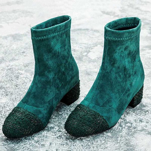 casual korean elastic boots girl winter new boots thick heel high heels plus velvet mid-heel short ladies, Black
casual korean elastic boots girl winter new boots thick heel high heels plus velvet mid-heel short ladies, Black
