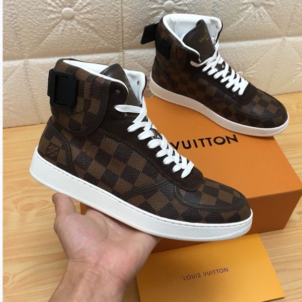 095 high-quality men's designer casual sports shoes trendy brand outdoor casual shoes, fast delivery in the original box, Black
095 high-quality men's designer casual sports shoes trendy brand outdoor casual shoes, fast delivery in the original box, Black