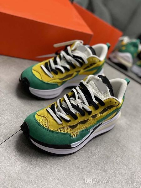 2020 authentic sacai pegasus vaporfly sp men running shoes string black villain red neptune green man sneakers with box
2020 authentic sacai pegasus vaporfly sp men running shoes string black villain red neptune green man sneakers with box