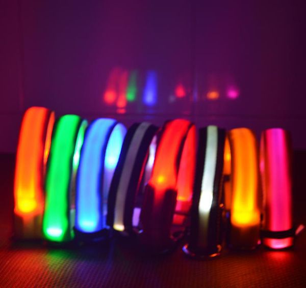 7 color led lights flashing nylon pet dog collar small and medium dog pet dog collar flashing safety collar
7 color led lights flashing nylon pet dog collar small and medium dog pet dog collar flashing safety collar