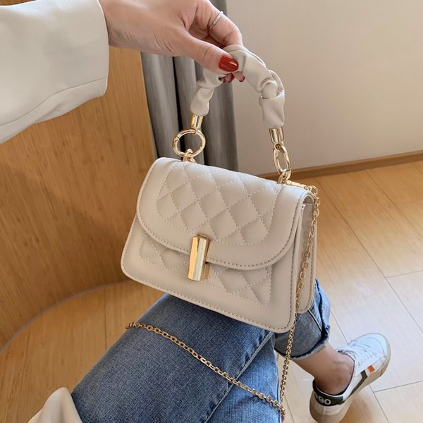 fashion small lattice shoulder strap pu leather crossbody bag for women solid color shoulder handbags female simple totes bag
fashion small lattice shoulder strap pu leather crossbody bag for women solid color shoulder handbags female simple totes bag