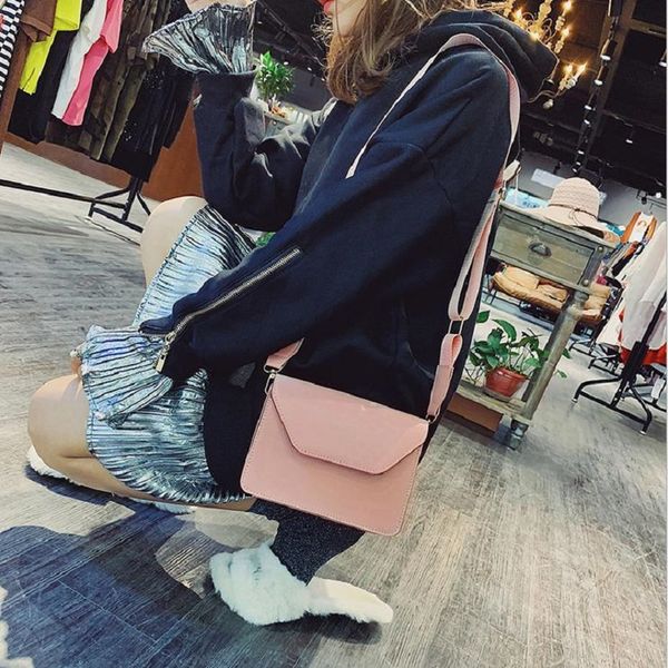 women pu leather shoulder bag adjustable strap messenger bag casual solid color ladies crossbody
women pu leather shoulder bag adjustable strap messenger bag casual solid color ladies crossbody