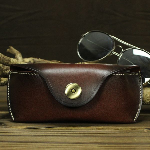 shiqiexin handmade sun box first layer cowhide running bag vegetable tanned sun glasses leather magnetic buckle glasses bag, Blue
shiqiexin handmade sun box first layer cowhide running bag vegetable tanned sun glasses leather magnetic buckle glasses bag, Blue