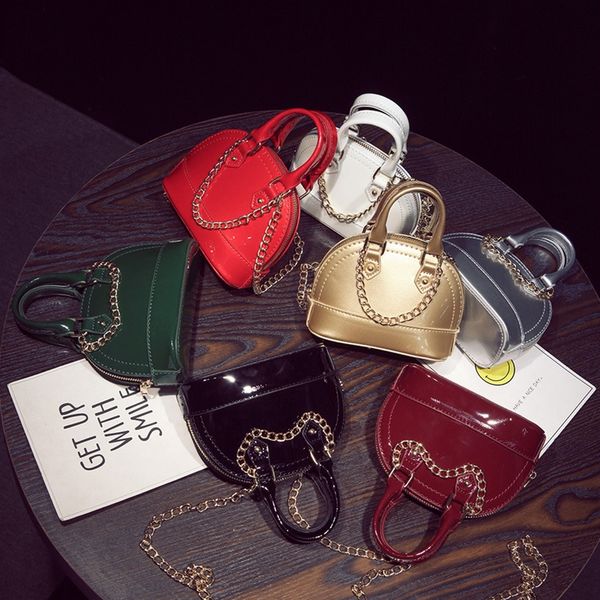 korean children's fashion girl's diagonal tong bao shoulder shoulder small cute mini princess chain bag bright shell accessories b
korean children's fashion girl's diagonal tong bao shoulder shoulder small cute mini princess chain bag bright shell accessories b