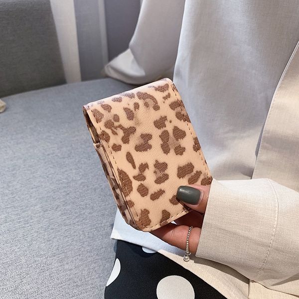 mini women's lipstick small bag 2019 korean new buckle all-match fashion lipstick mini small bag fashion
mini women's lipstick small bag 2019 korean new buckle all-match fashion lipstick mini small bag fashion