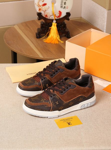 new72 luxury high-quality casual men's shoes fashion all-match sports shoes outdoor comfortable men's shoes original box packaging, Black
new72 luxury high-quality casual men's shoes fashion all-match sports shoes outdoor comfortable men's shoes original box packaging, Black
