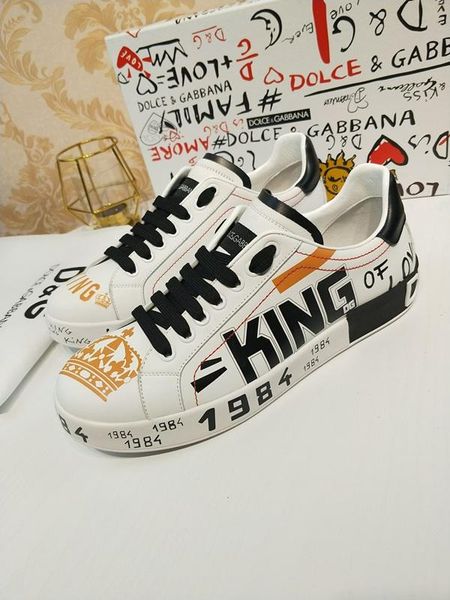 2020p trend hand-painted leather party casual shoes trend outdoor men and women sports shoes graffiti wild couple shoes, size 35-45, Black
2020p trend hand-painted leather party casual shoes trend outdoor men and women sports shoes graffiti wild couple shoes, size 35-45, Black