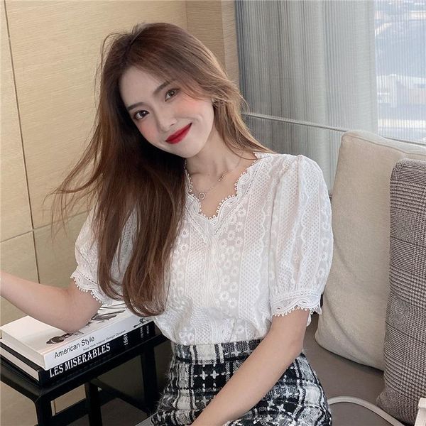 women's t-shirt 2021 summer korean women v-neck embroidered shirt simple white foreign chiffon loose
women's t-shirt 2021 summer korean women v-neck embroidered shirt simple white foreign chiffon loose