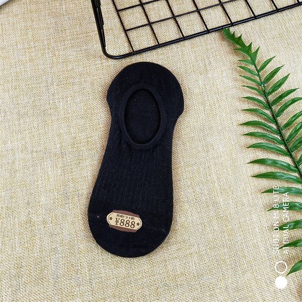 men's summer new hidden solid color silicon socks and socks foot heel-resistant shallow-cut cotton, Black
men's summer new hidden solid color silicon socks and socks foot heel-resistant shallow-cut cotton, Black