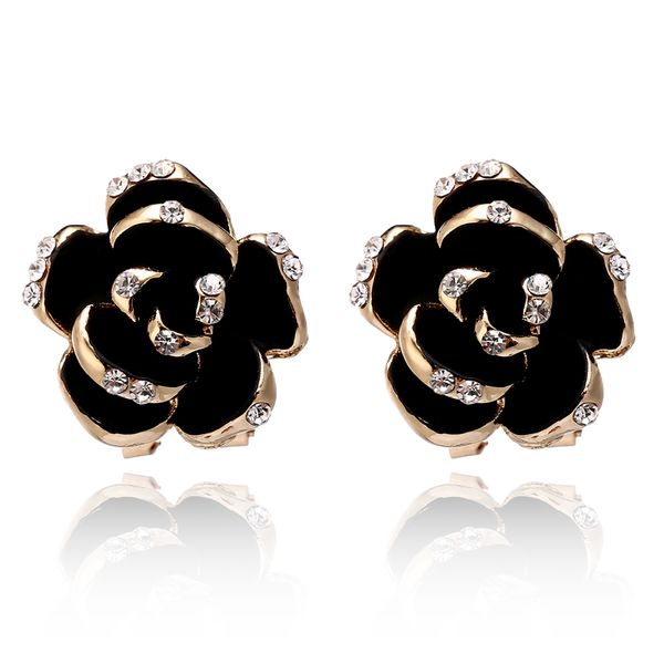 clip-on & screw back mgaidila,black flowers rose set with gold zircon glitter ear clip, mysterious elegant earrings jewelry, Silver
clip-on & screw back mgaidila,black flowers rose set with gold zircon glitter ear clip, mysterious elegant earrings jewelry, Silver