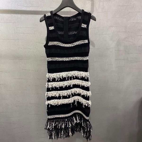 2020 summer new women striped tassel vest dress ladies knitted slim dresses ddxgz2 7.21, Black;gray
2020 summer new women striped tassel vest dress ladies knitted slim dresses ddxgz2 7.21, Black;gray