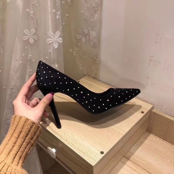 new fashion casual designer black velvet strass crystal lady point toe high heels shoes pumps boots bride wedding shoes
new fashion casual designer black velvet strass crystal lady point toe high heels shoes pumps boots bride wedding shoes