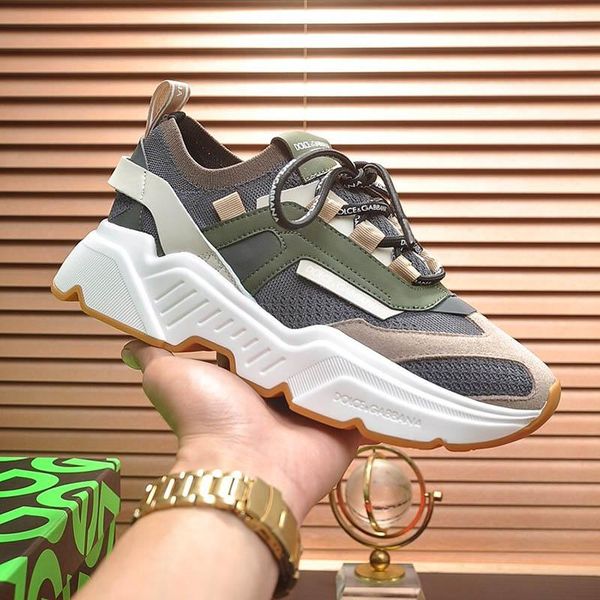 2020 designer new luxury men's casual sports shoes, outdoor casual shoes, fast delivery and original box, Black
2020 designer new luxury men's casual sports shoes, outdoor casual shoes, fast delivery and original box, Black