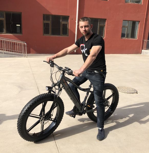 designer mask strength factory 26-inch snow bike aluminum alloy lithium battery electric car 4.0 fat tire electric power car 20ss, Silver;blue 
designer mask strength factory 26-inch snow bike aluminum alloy lithium battery electric car 4.0 fat tire electric power car 20ss, Silver;blue