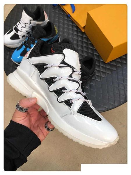 2019 summer new style soft bottom sandals anti-slip thick bottomed hollow out men slipper porous shoes men's
2019 summer new style soft bottom sandals anti-slip thick bottomed hollow out men slipper porous shoes men's