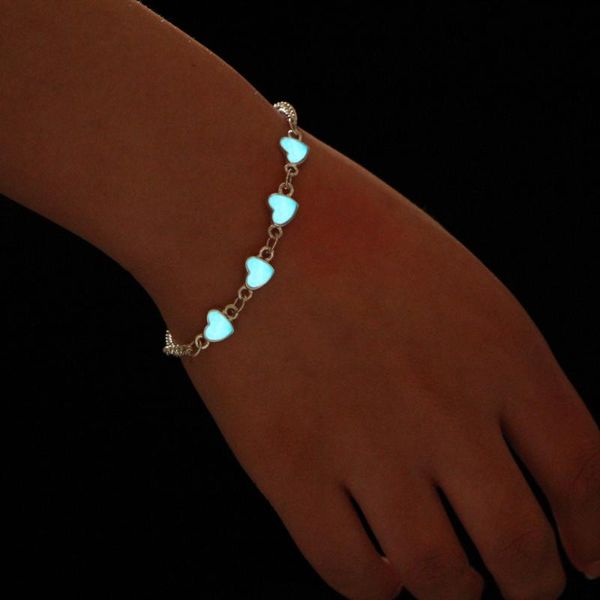 if me 2020 fashion love heart bangles bracelets for women gift link chains silver color glow in the dark girls female gift hot, Black
if me 2020 fashion love heart bangles bracelets for women gift link chains silver color glow in the dark girls female gift hot, Black