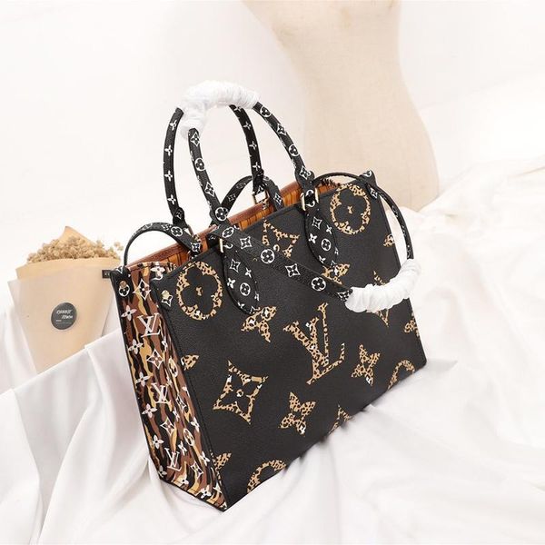 new arrival womens shoulder messenger handbags crossbody bag womens luxury designer bag leather handle totes lady messenger bags
new arrival womens shoulder messenger handbags crossbody bag womens luxury designer bag leather handle totes lady messenger bags
