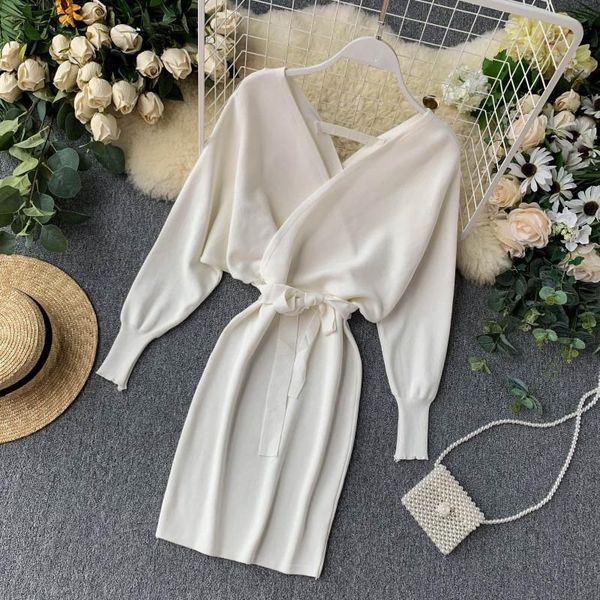 casual dresses elegant batwing sleeve v neck knitted white dress 2021 autumn winter vintage women sash ladies office, Black;gray
casual dresses elegant batwing sleeve v neck knitted white dress 2021 autumn winter vintage women sash ladies office, Black;gray