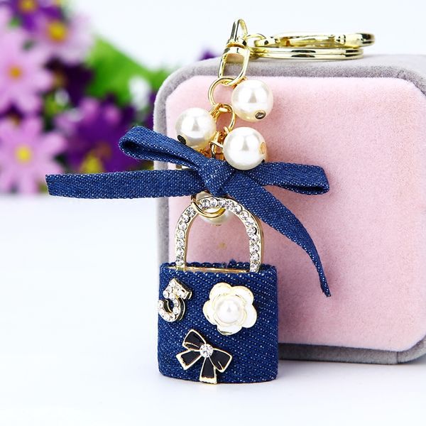 lovely rhinestone bag keychain cloth crystal bag car key ring female pendant key chain jewelry, Silver
lovely rhinestone bag keychain cloth crystal bag car key ring female pendant key chain jewelry, Silver