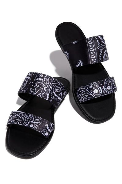2020 new women flip flop printed double layer sandals flat bottom ladies beach shoes outdoor travel fashion wild slippers black
2020 new women flip flop printed double layer sandals flat bottom ladies beach shoes outdoor travel fashion wild slippers black