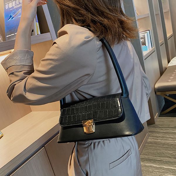 etaill 2020 crocodile pattern flap shoudler bag ladies simple handle party shoulder crossbody bags
etaill 2020 crocodile pattern flap shoudler bag ladies simple handle party shoulder crossbody bags