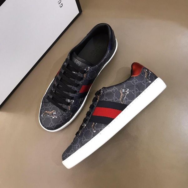 2019g new summer low-cut lace white shoes fashion tide shoes casual sports shoes original box packaging 38-44, Black
2019g new summer low-cut lace white shoes fashion tide shoes casual sports shoes original box packaging 38-44, Black