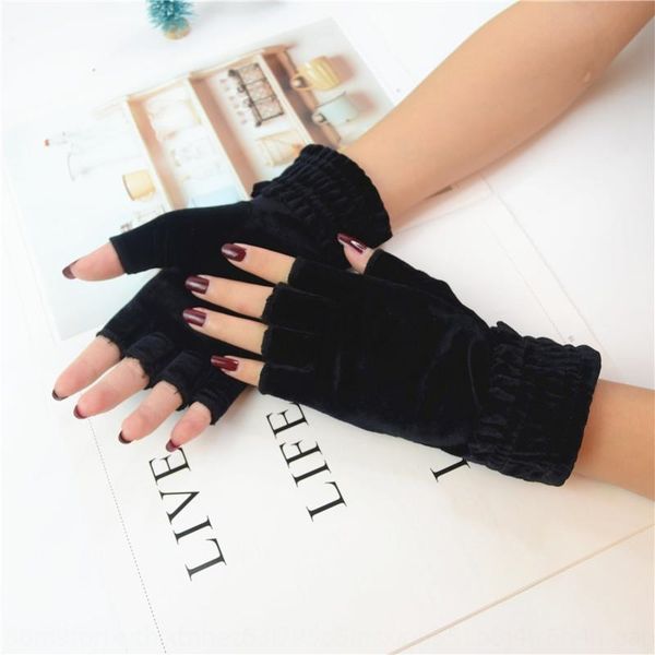 mkqb5 autumn and winter new women's black velvet lace half finger women's outdoor windproof warm open finger riding warm gloves la
mkqb5 autumn and winter new women's black velvet lace half finger women's outdoor windproof warm open finger riding warm gloves la