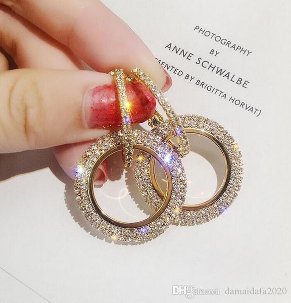 Silver needle rhinestone circle creative long temperament personality earrings exaggerated earrings female
Silver needle rhinestone circle creative long temperament personality earrings exaggerated earrings female