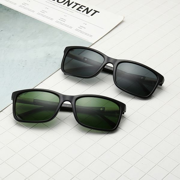 2020 new 4208 polarized sunglasses fashion men and women aviator sunglasses uv400 glasses aviator glasses driver metal frame polaroid lens, White;black
2020 new 4208 polarized sunglasses fashion men and women aviator sunglasses uv400 glasses aviator glasses driver metal frame polaroid lens, White;black