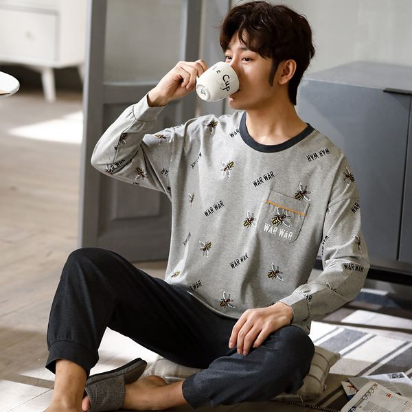 men's sleepwear 2021 autumn winter long sleeve warm cartoon pajama sets thick men sleep lounge pajamas clothing, Black;brown
men's sleepwear 2021 autumn winter long sleeve warm cartoon pajama sets thick men sleep lounge pajamas clothing, Black;brown