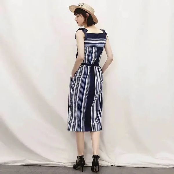 2020 summer spaghetti strap dress women lace-up sleeveless irregular vertical stripes suspender midi dresses, Black;gray
2020 summer spaghetti strap dress women lace-up sleeveless irregular vertical stripes suspender midi dresses, Black;gray