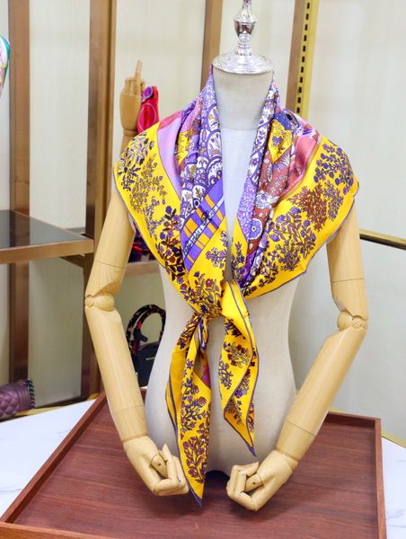 Twill silk scarf designer scarf bucket hat hats baseball cap women luxury designer scarves silk designer head scarf 2020 new
Twill silk scarf designer scarf bucket hat hats baseball cap women luxury designer scarves silk designer head scarf 2020 new