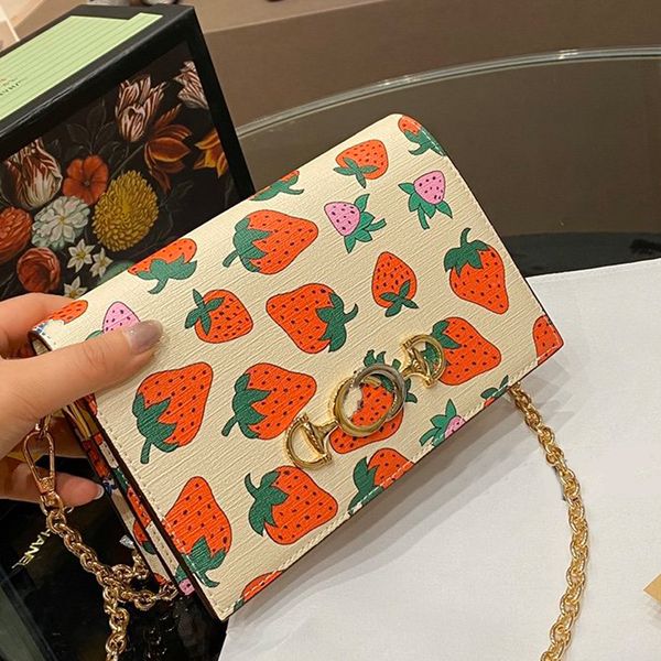 высокого качество сумка цвет соответствия цепи сумка цепь crossbody сумка клубника печать мода из натуральной кожи оборудования бесплатной д 
высокого качество сумка цвет соответствия цепи сумка цепь crossbody сумка клубника печать мода из натуральной кожи оборудования бесплатной д