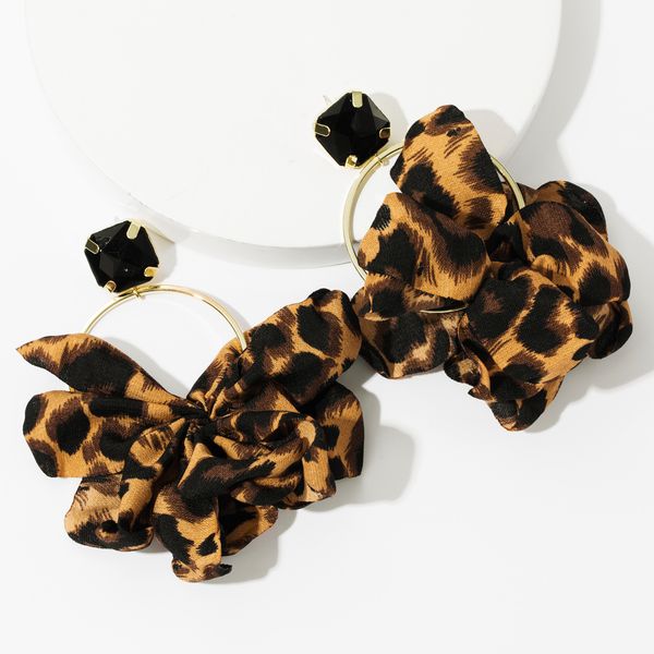 fan lace flower s925 silver needle earrings women's leopard print diamond earrings new style earrings, Golden
fan lace flower s925 silver needle earrings women's leopard print diamond earrings new style earrings, Golden