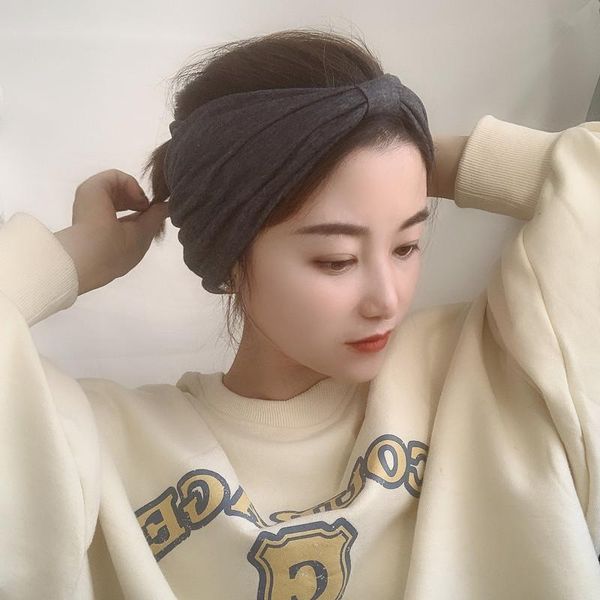 hair band hair accessories cotton wide-brimmed headband sports sweet simple wash female headscarf korean style headband hairpin, Black
hair band hair accessories cotton wide-brimmed headband sports sweet simple wash female headscarf korean style headband hairpin, Black