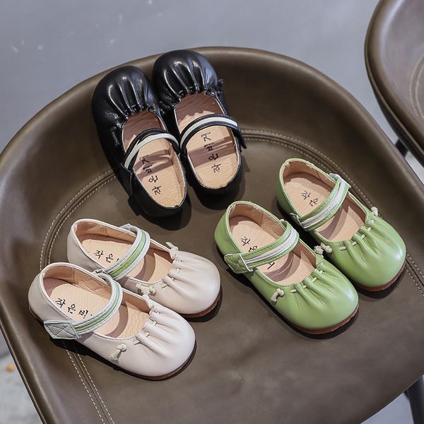 2020 autumn children's leather shoes girls princess casual soft bottom peas shoes flat bottom baby footwear kids sneakers 21-36, Black
2020 autumn children's leather shoes girls princess casual soft bottom peas shoes flat bottom baby footwear kids sneakers 21-36, Black