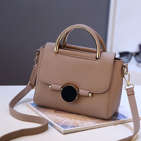 марка женщины сумки кожа pu сумочка женщины crossbody сумка мини сумка для подростковая девочки с блестками замка
марка женщины сумки кожа pu сумочка женщины crossbody сумка мини сумка для подростковая девочки с блестками замка