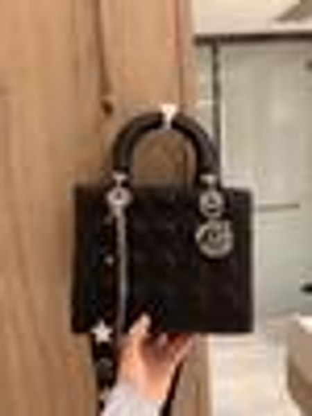 waterproof orignal shopping bag cowhide leather fashion shoulder bag tote handbags presbyopic purse messenger bag excellent quality 10colour, Black
waterproof orignal shopping bag cowhide leather fashion shoulder bag tote handbags presbyopic purse messenger bag excellent quality 10colour, Black