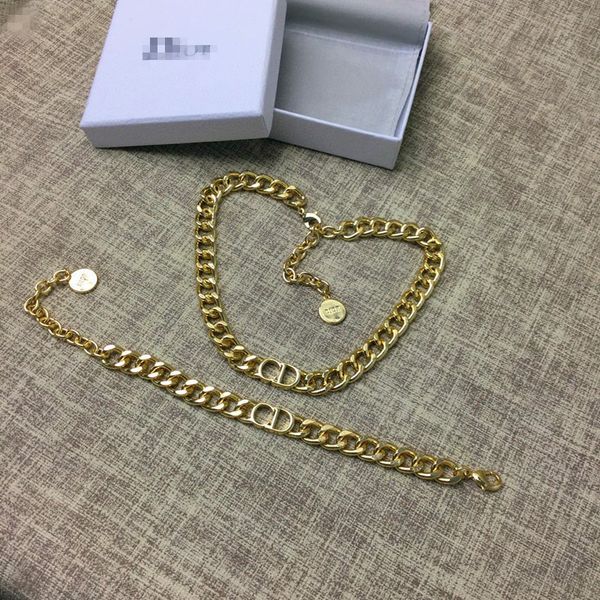 d/dijia 2020 new cd letter bracelet necklace earrings xiaoxiang high-end quality earrings for women, Silver
d/dijia 2020 new cd letter bracelet necklace earrings xiaoxiang high-end quality earrings for women, Silver
