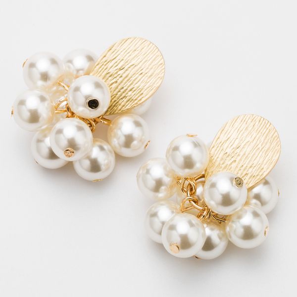 imitation pearl flower cluster earrings women's fashion show earring hipster earring, Golden
imitation pearl flower cluster earrings women's fashion show earring hipster earring, Golden