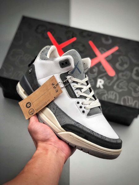 2020new arrive kaws men shoes 3 retro casual basketball shoes bespokeind black white size40-47.5
2020new arrive kaws men shoes 3 retro casual basketball shoes bespokeind black white size40-47.5