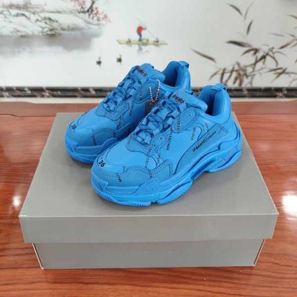 360designer to create casual and comfortable all-match sports shoes, travel shoes outsole non-slip design with original box delivery, Black
360designer to create casual and comfortable all-match sports shoes, travel shoes outsole non-slip design with original box delivery, Black